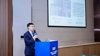 国内首款全倾转旋翼 eVTOL鸿鹄斩获低空经济“智翼领航奖”